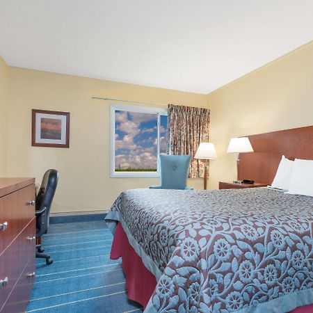 Days Inn By Wyndham Alexandria Mn Екстер'єр фото