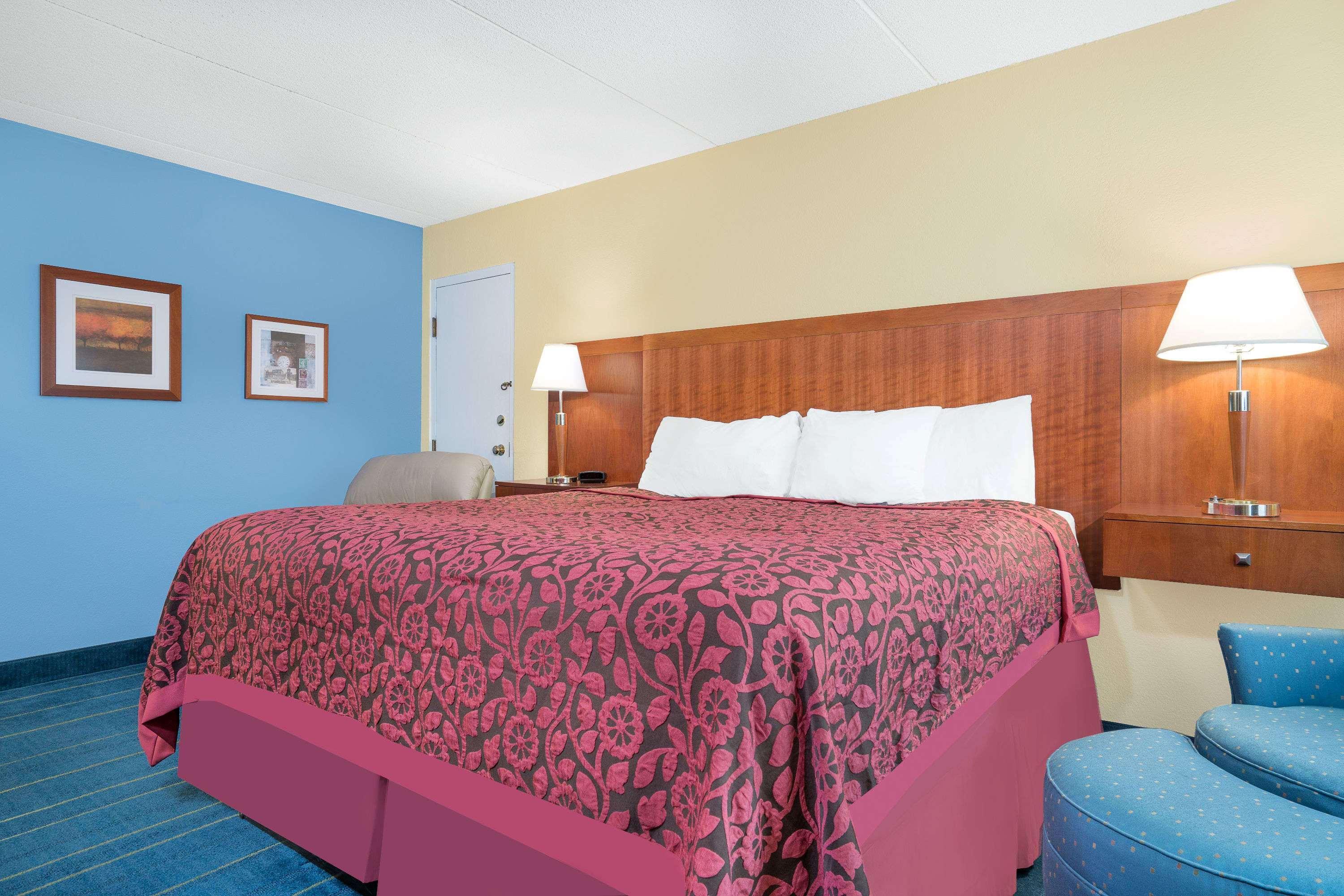 Days Inn By Wyndham Alexandria Mn Екстер'єр фото