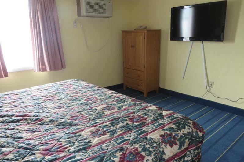 Days Inn By Wyndham Alexandria Mn Екстер'єр фото